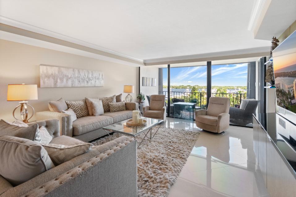 OLD PORT COVE QUAY SOUTH - Residential