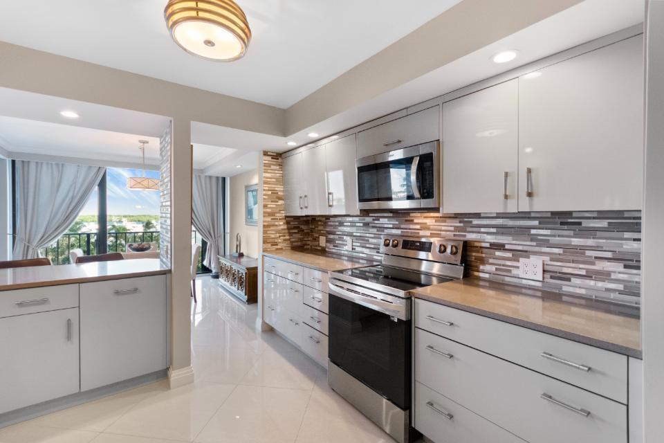 OLD PORT COVE QUAY SOUTH - Residential