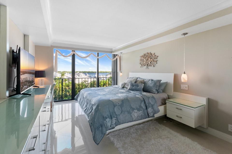 OLD PORT COVE QUAY SOUTH - Residential