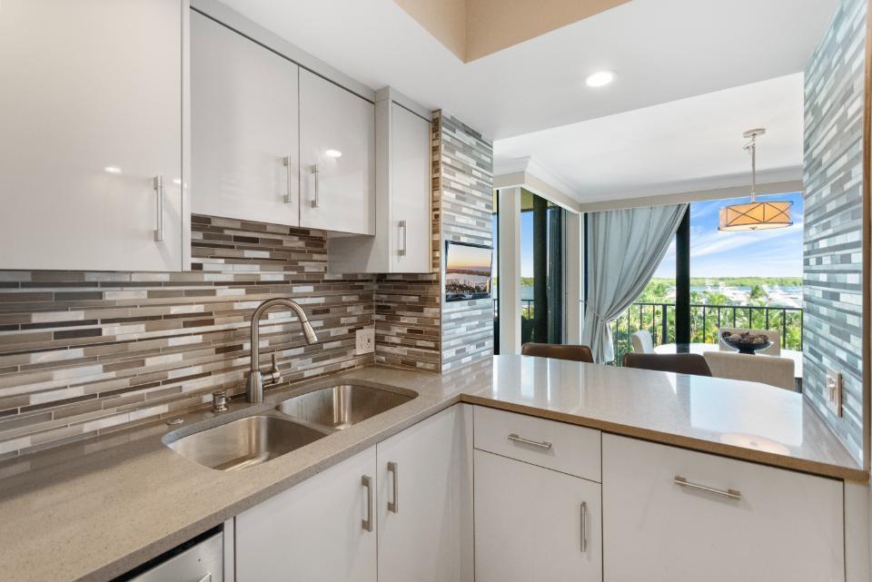 OLD PORT COVE QUAY SOUTH - Residential