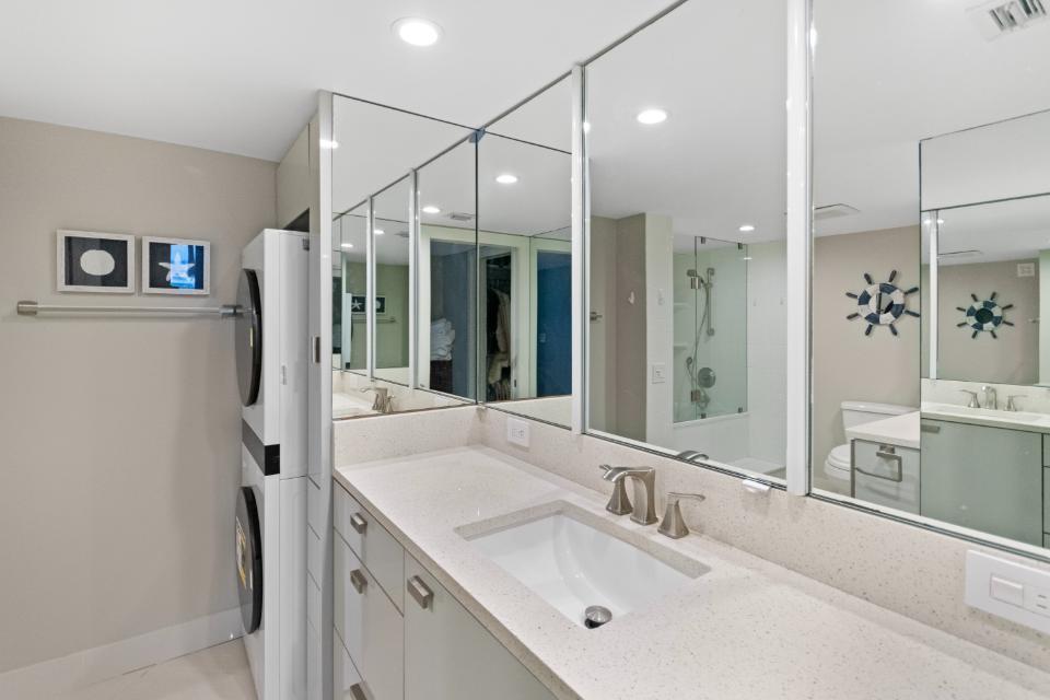 OLD PORT COVE QUAY SOUTH - Residential