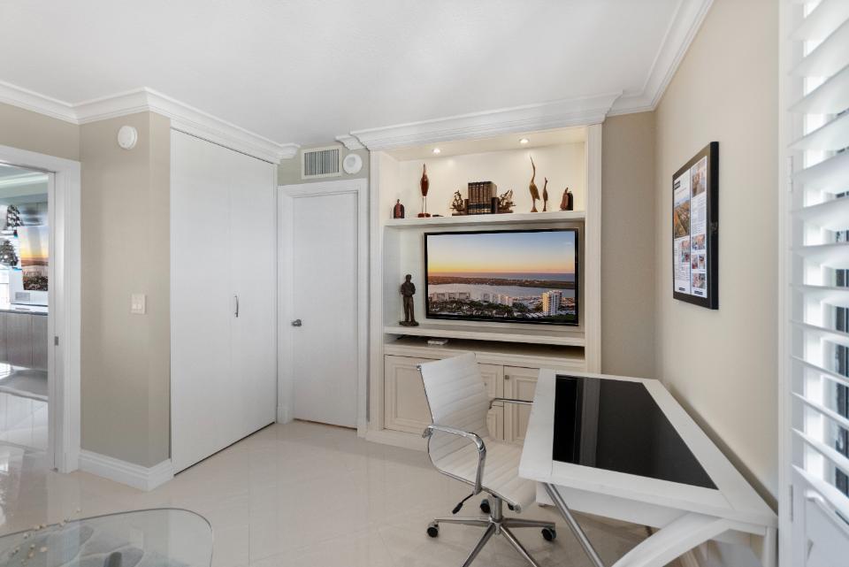 OLD PORT COVE QUAY SOUTH - Residential