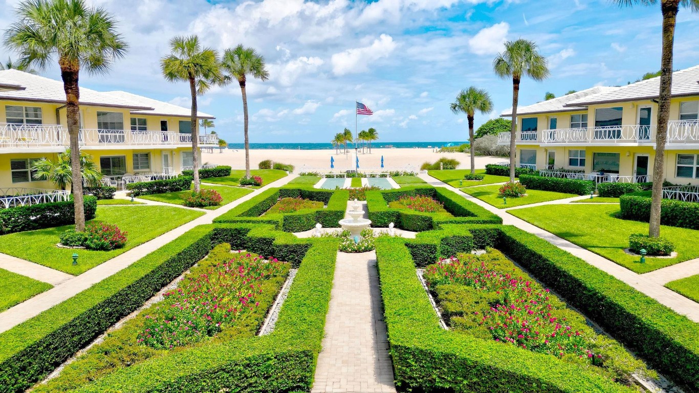 2000 S Ocean Lane 13