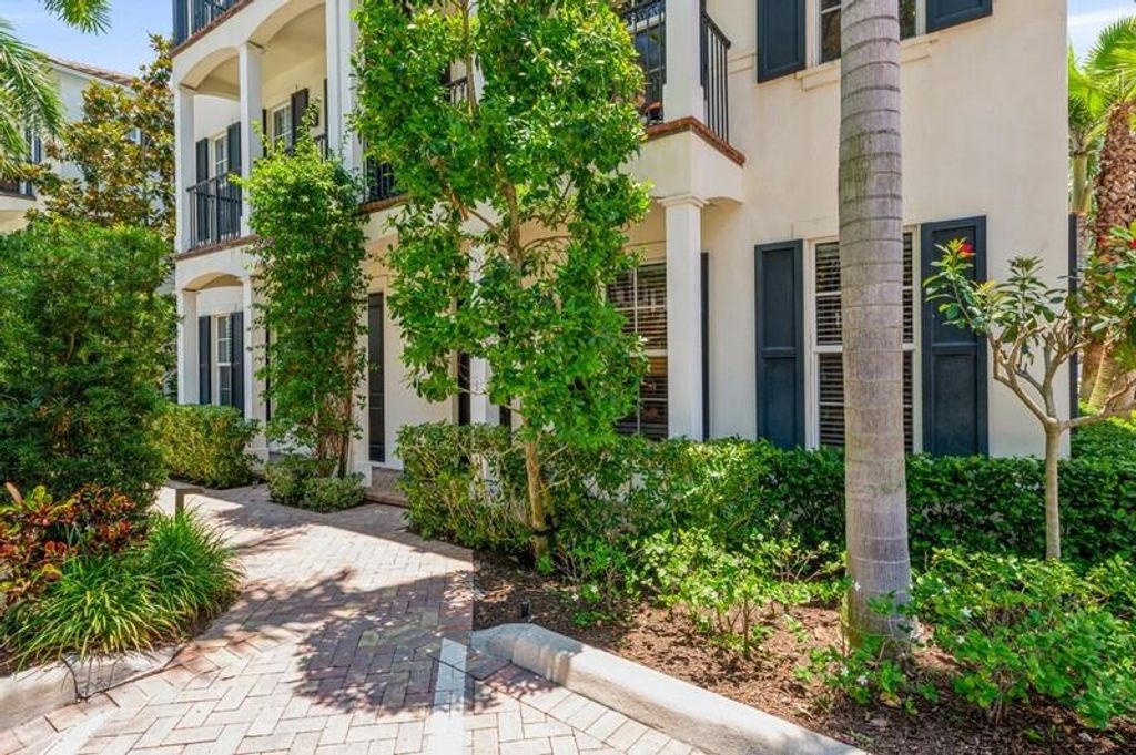 Photo of 119 Lily Lane, Delray Beach, FL 33444 (MLS # R11076500)