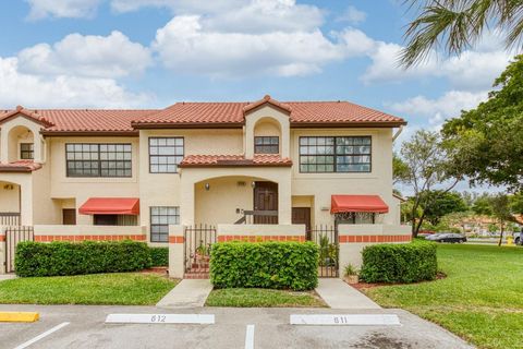612 Freedom Court 612 Deerfield Beach FL 33442