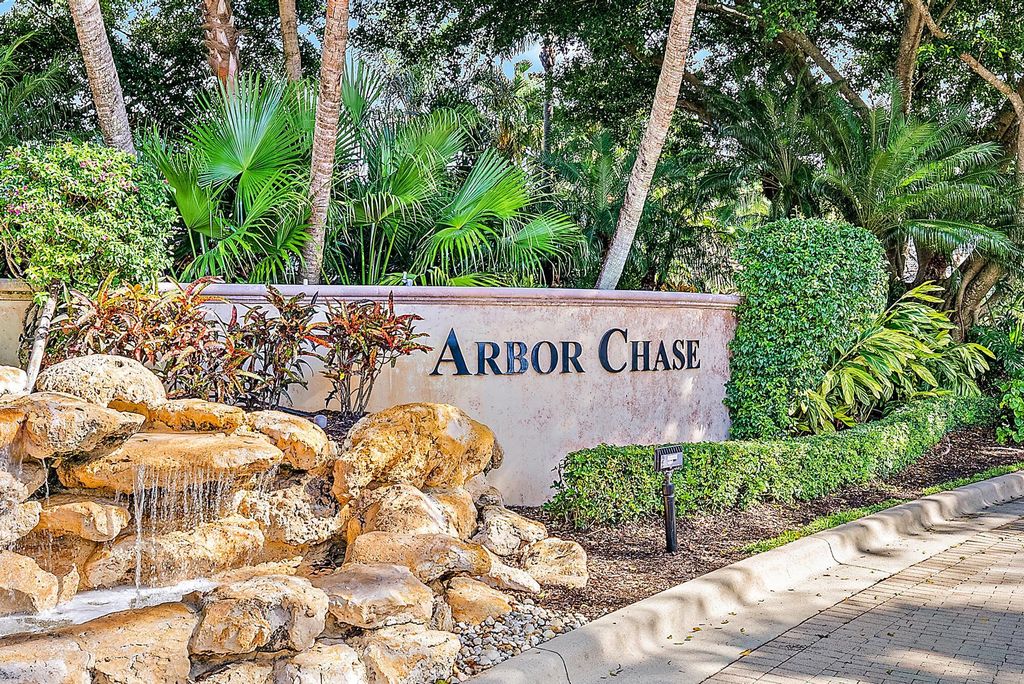 Photo of 102 Chasewood Circle, Palm Beach Gardens, FL 33418 (MLS # R10956797)