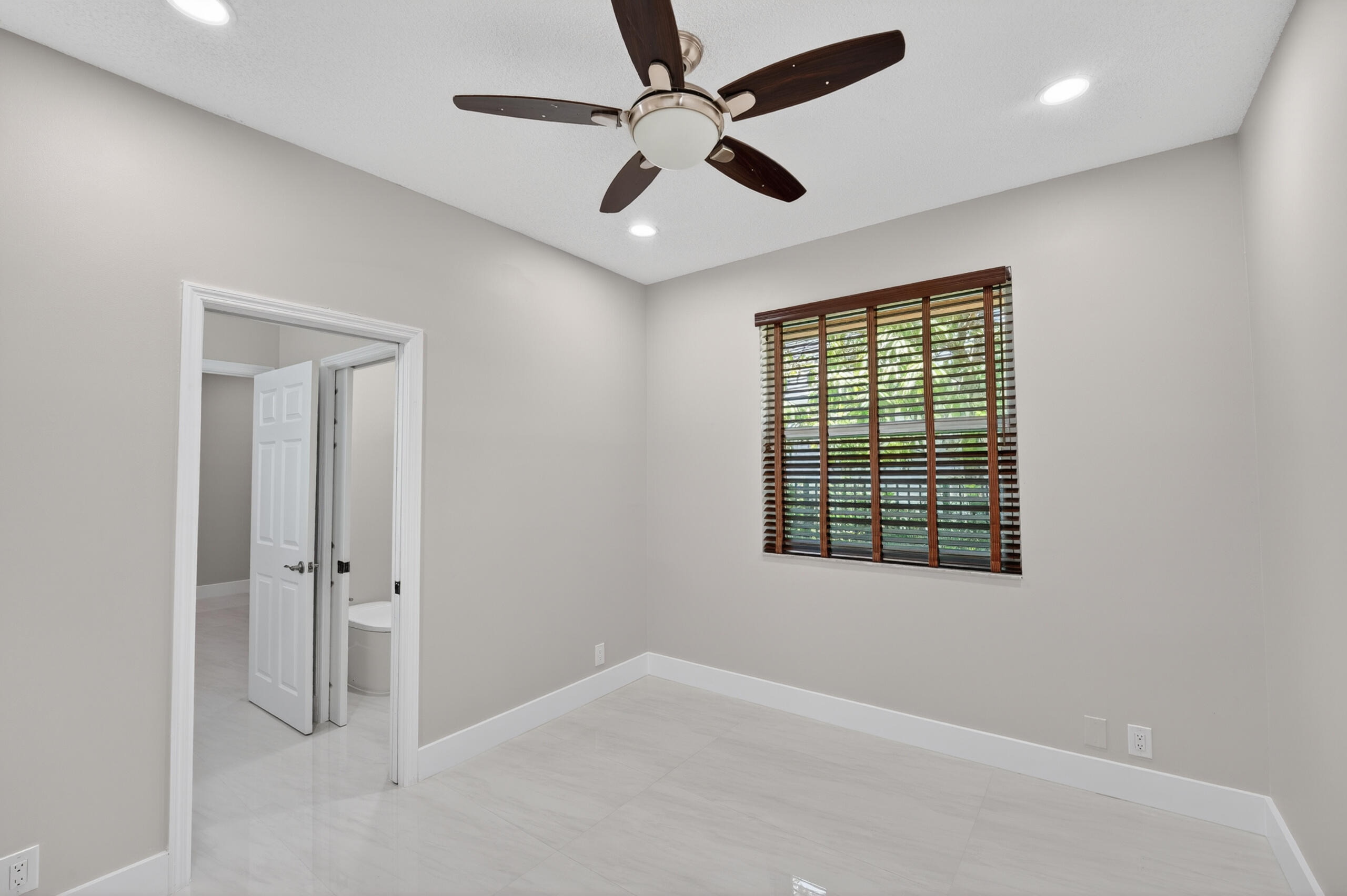 SECTOR 7 SOUTH - - Residential