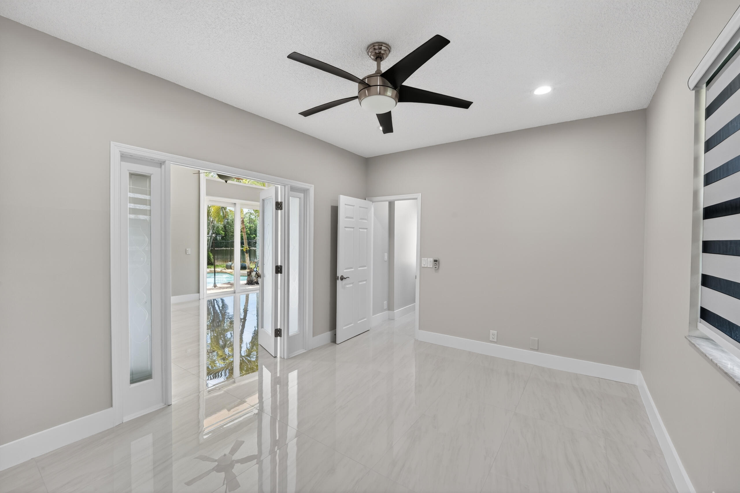 SECTOR 7 SOUTH - - Residential