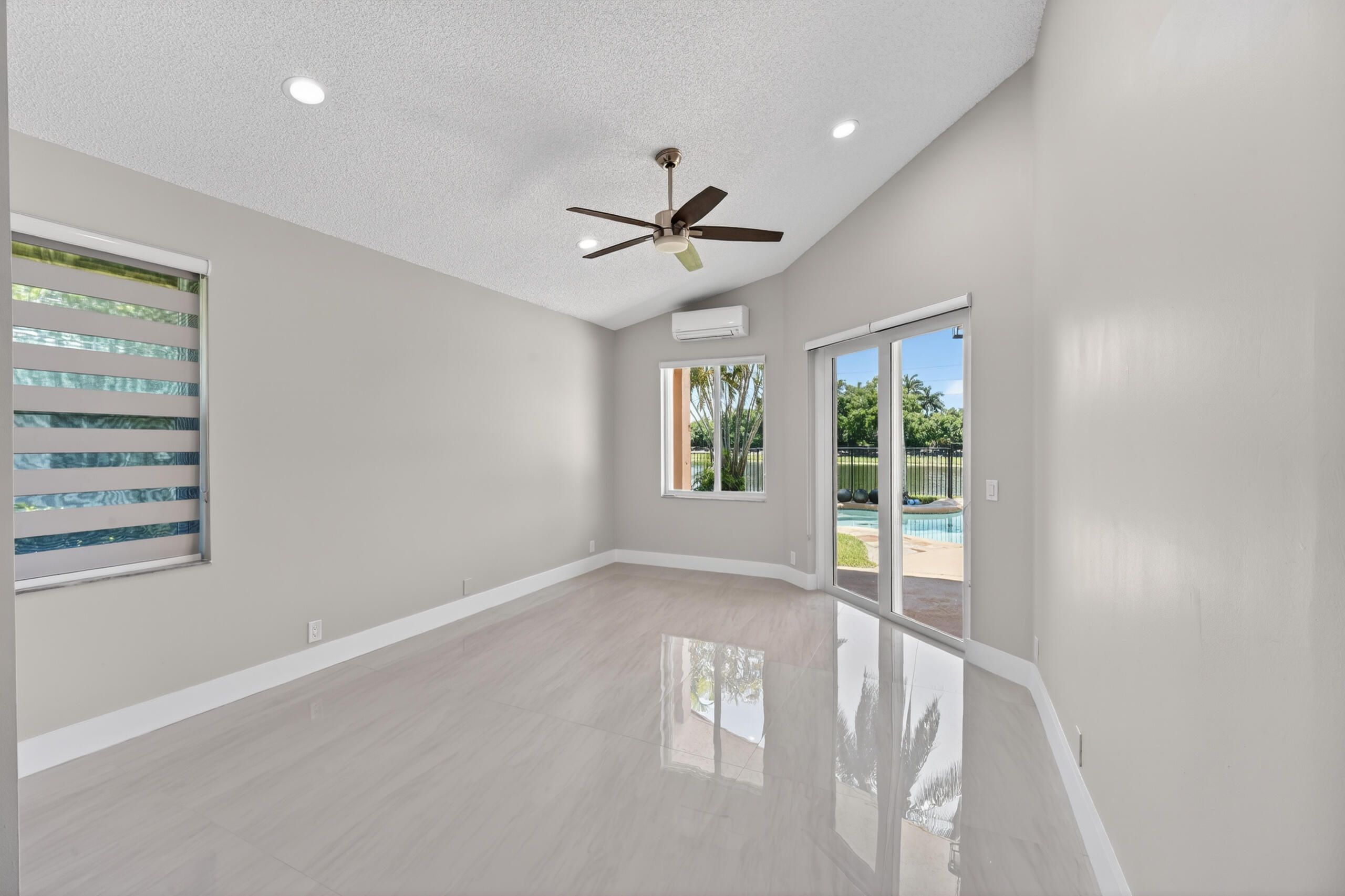 SECTOR 7 SOUTH - - Residential