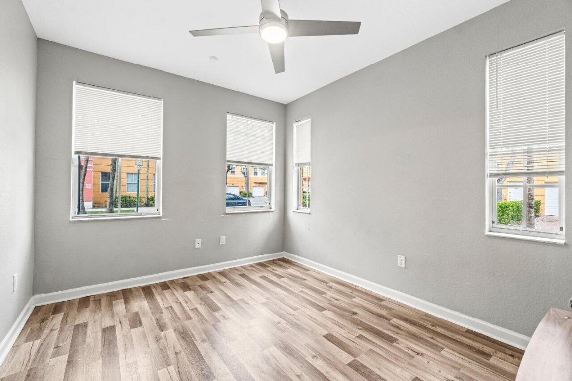 SHOMA TOWNHOMES AT ROYAL PALM BEACH CONDOMINIUM - Residential