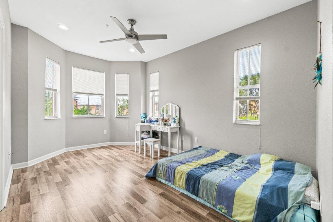 SHOMA TOWNHOMES AT ROYAL PALM BEACH CONDOMINIUM - Residential