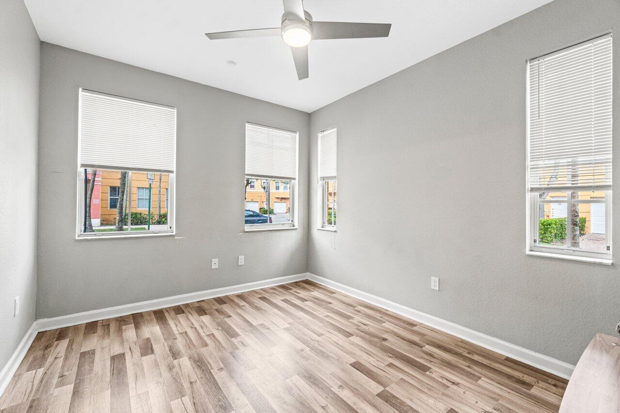 SHOMA TOWNHOMES AT ROYAL - Residential