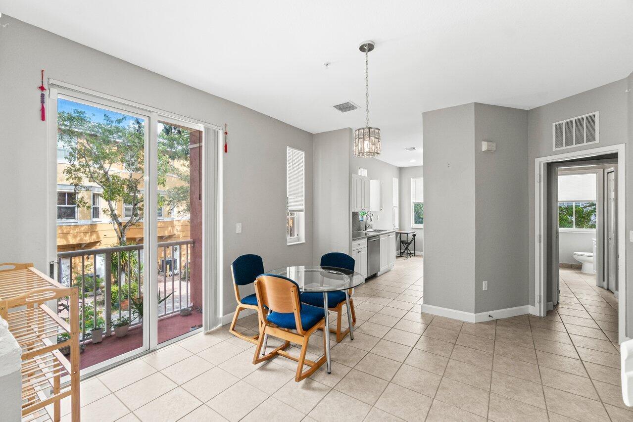 SHOMA TOWNHOMES AT ROYAL - Residential