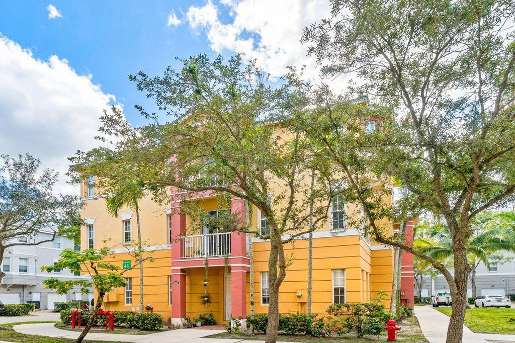 Photo of 4104 Shoma Drive, Royal Palm Beach, FL 33414 (MLS # R11138838)