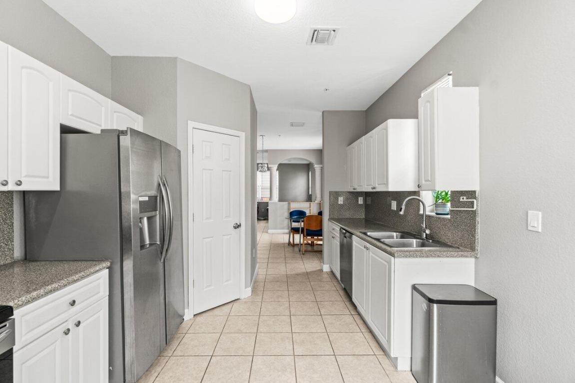 SHOMA TOWNHOMES AT ROYAL PALM BEACH CONDOMINIUM - Residential