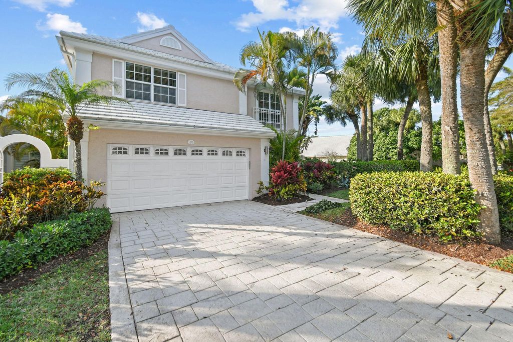 Photo of 61 Dorchester Circle, Palm Beach Gardens, FL 33418 (MLS # R11076242)