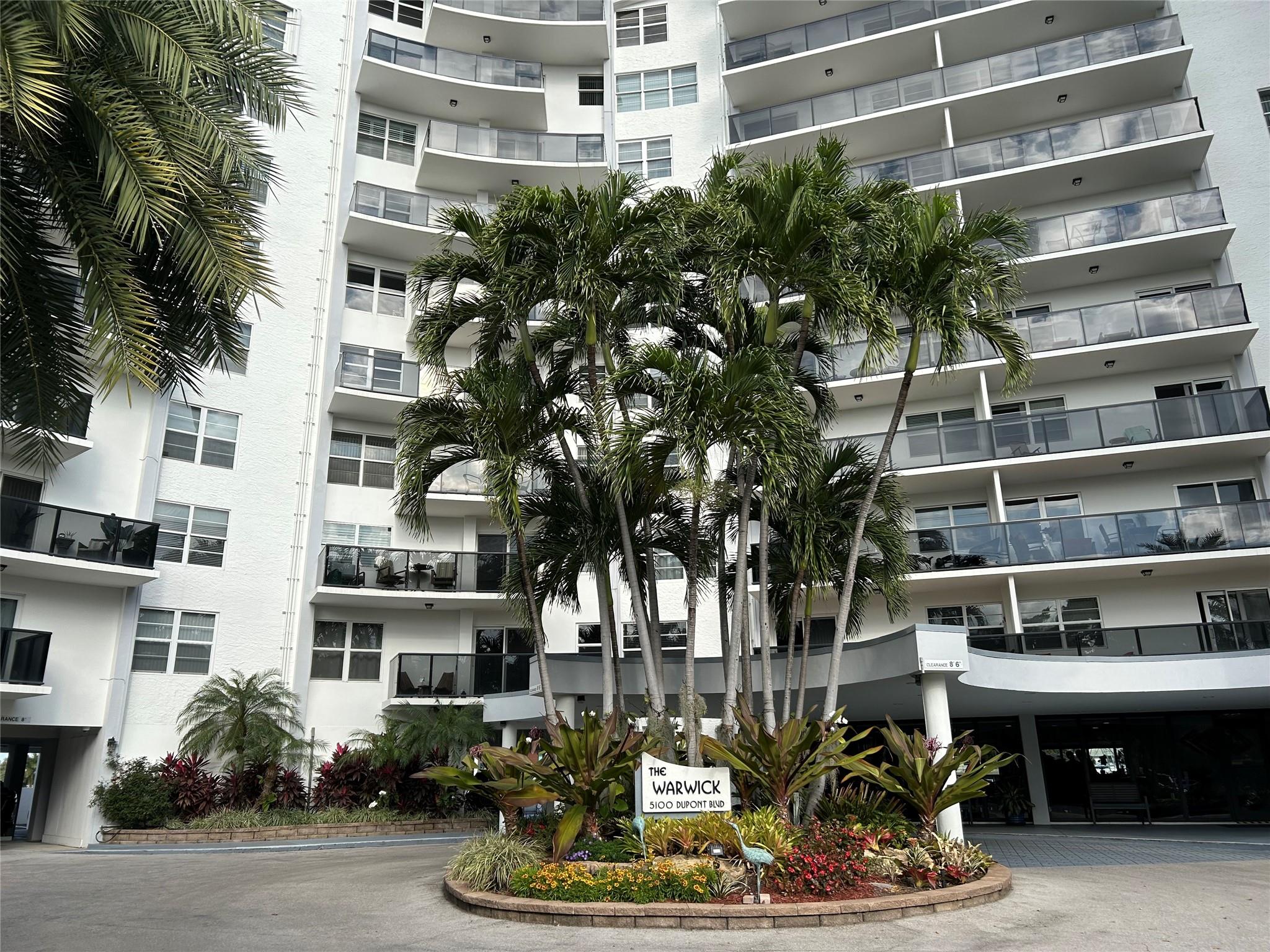 5100 Dupont Blvd 5I