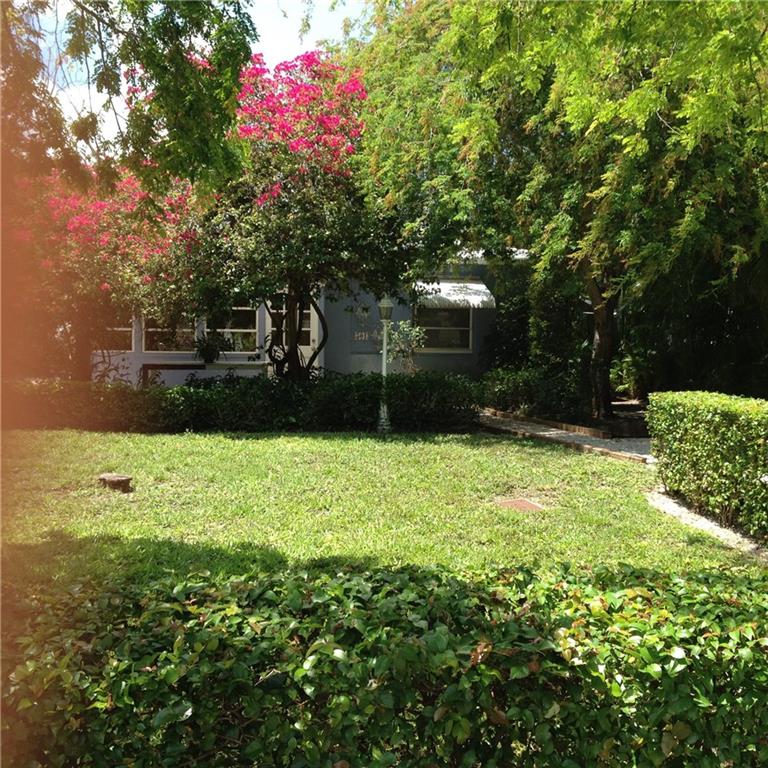 Lauderdale 2-9 D - Residential Lease