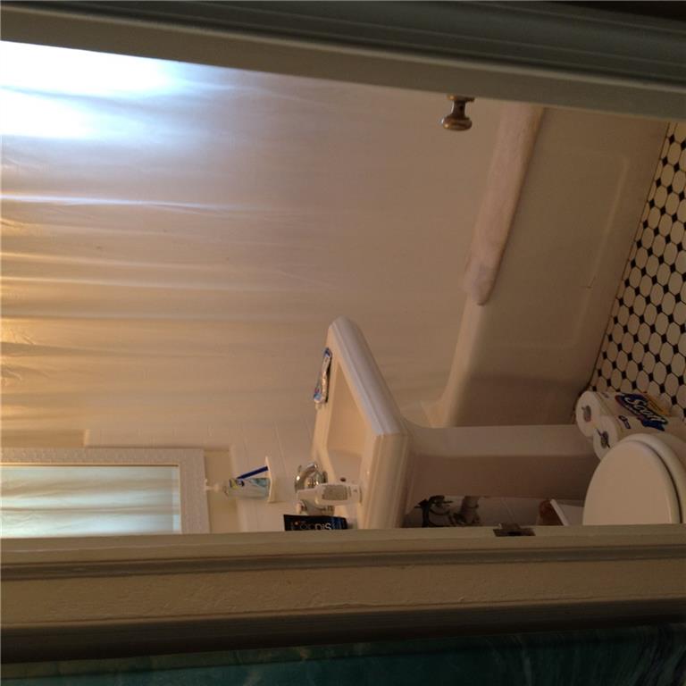 Lauderdale 2-9 D - Residential Lease