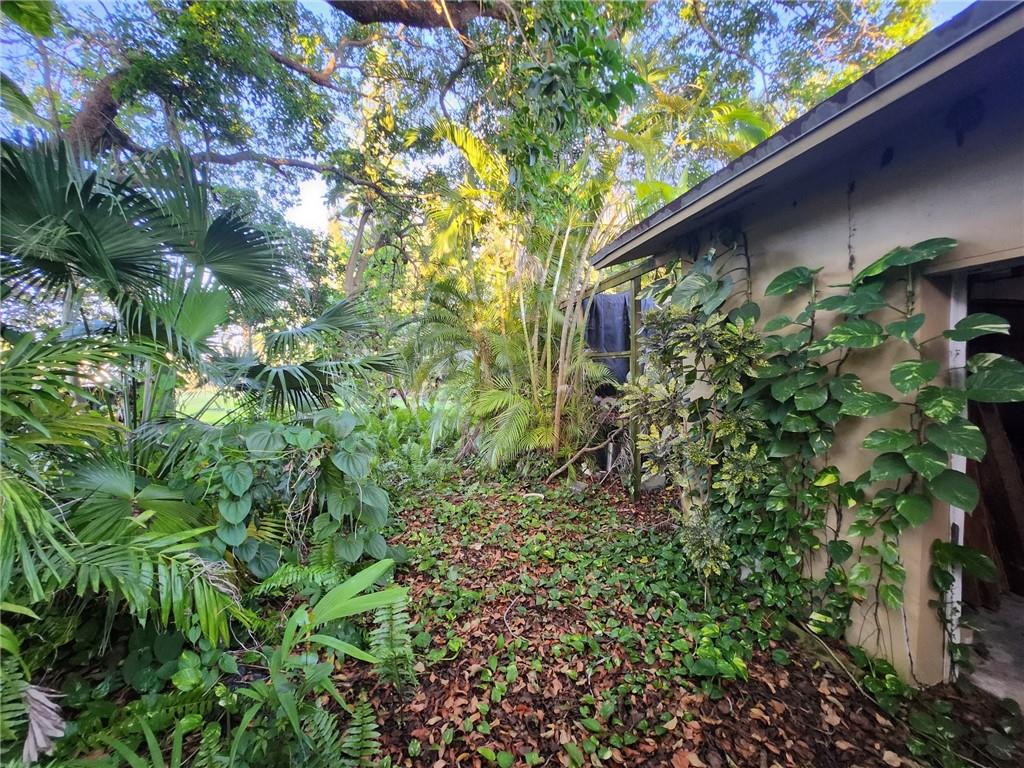 Everglades Land Co Sub 1- - Residential
