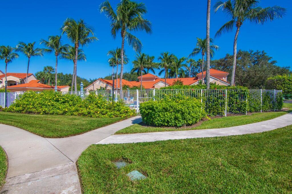 LAGUNA OF VERO BEACH - Residential Lease