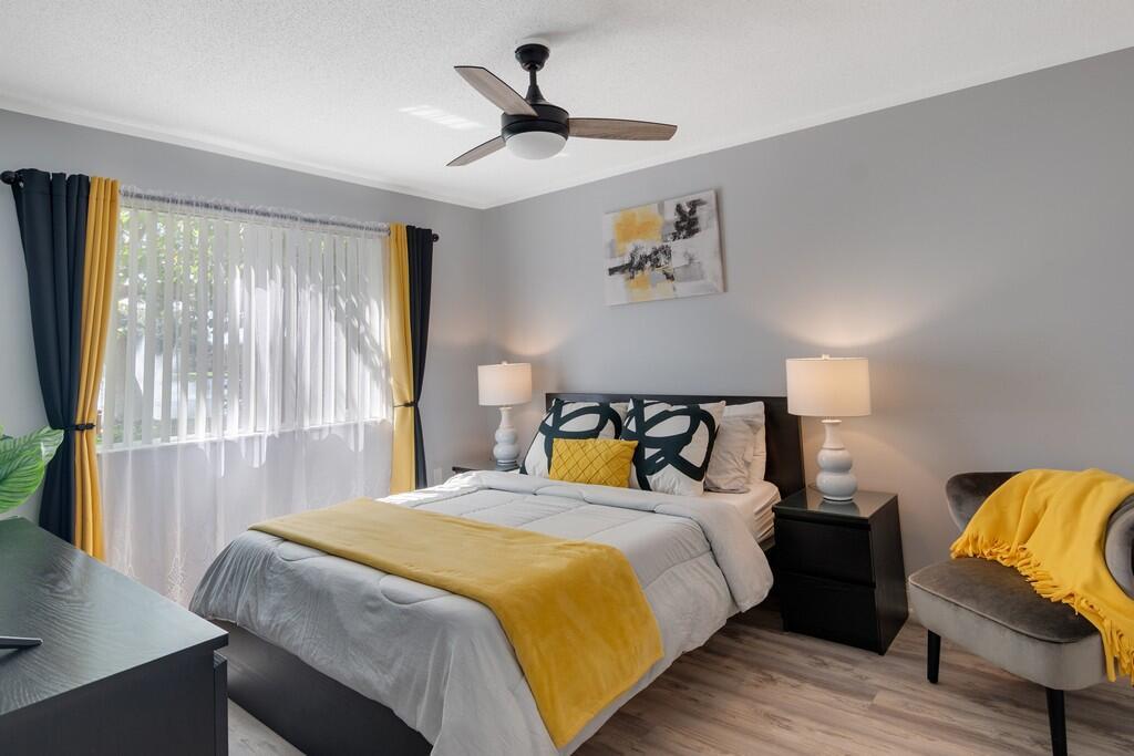 LAGUNA OF VERO BEACH - Residential Lease