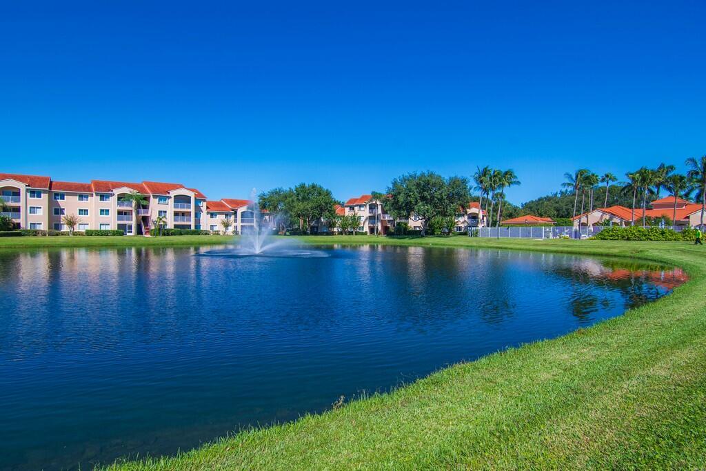 LAGUNA OF VERO BEACH - Residential Lease