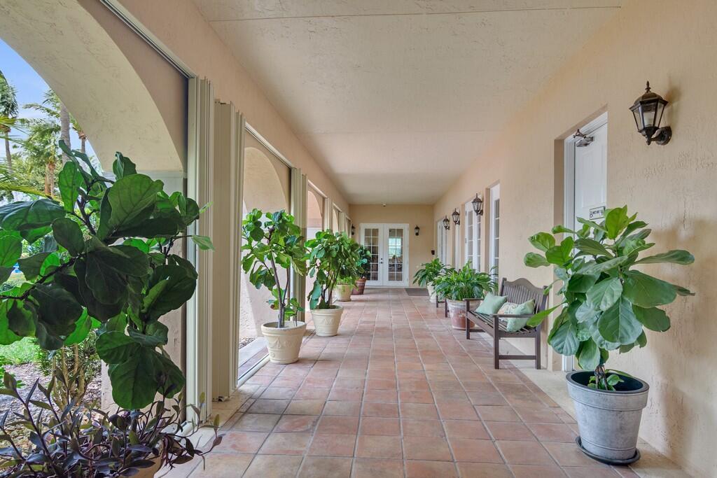 LAGUNA OF VERO BEACH - Residential Lease