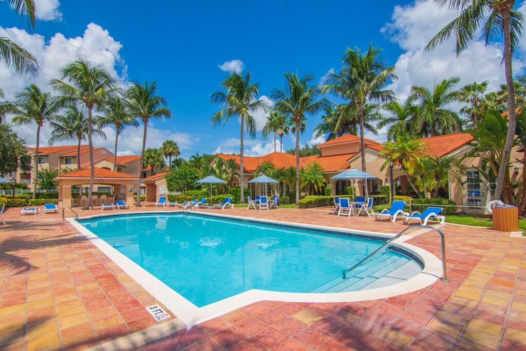 LAGUNA OF VERO BEACH - Residential Lease