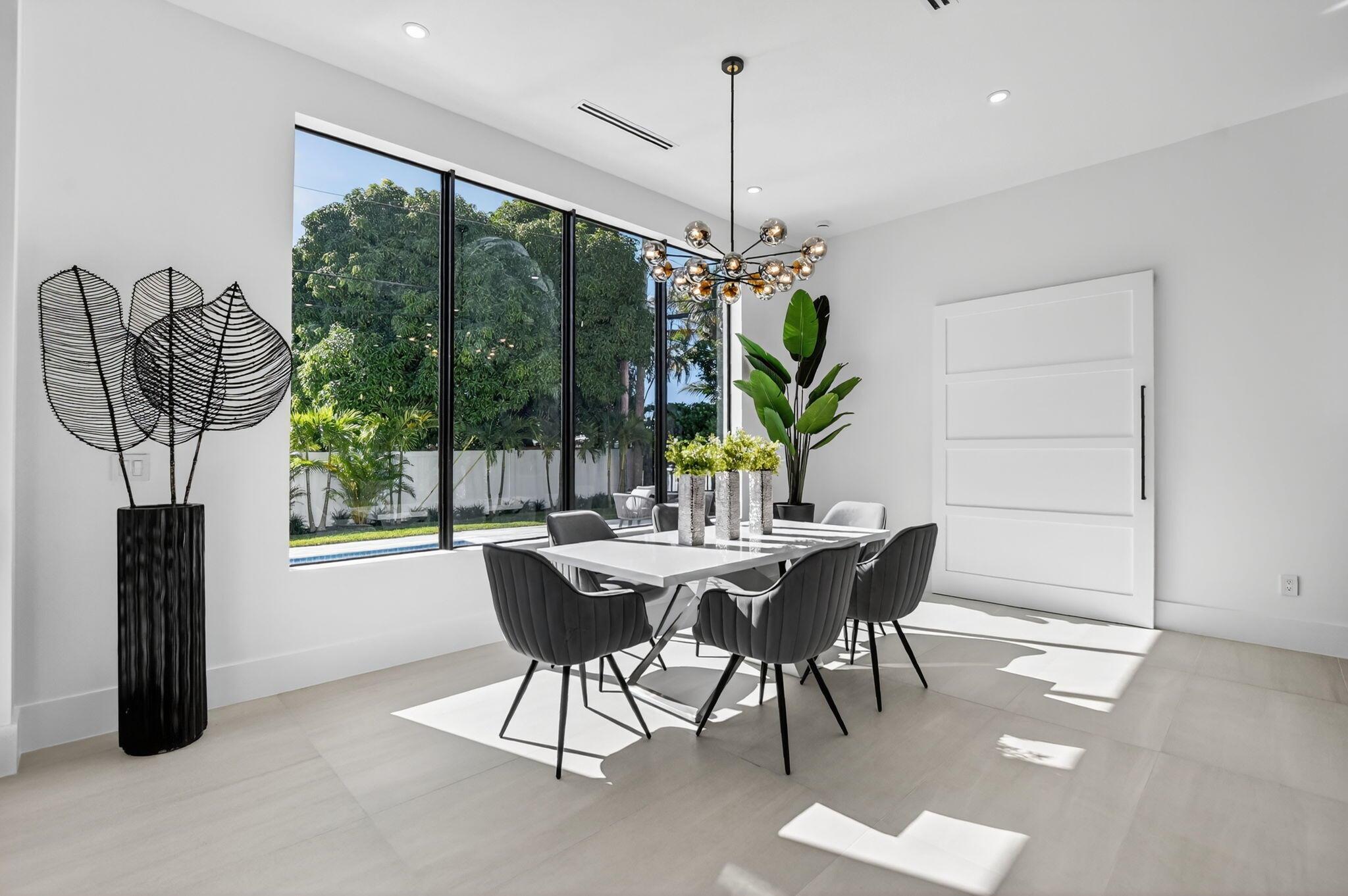 BOCA RATON SQUARE - Residential