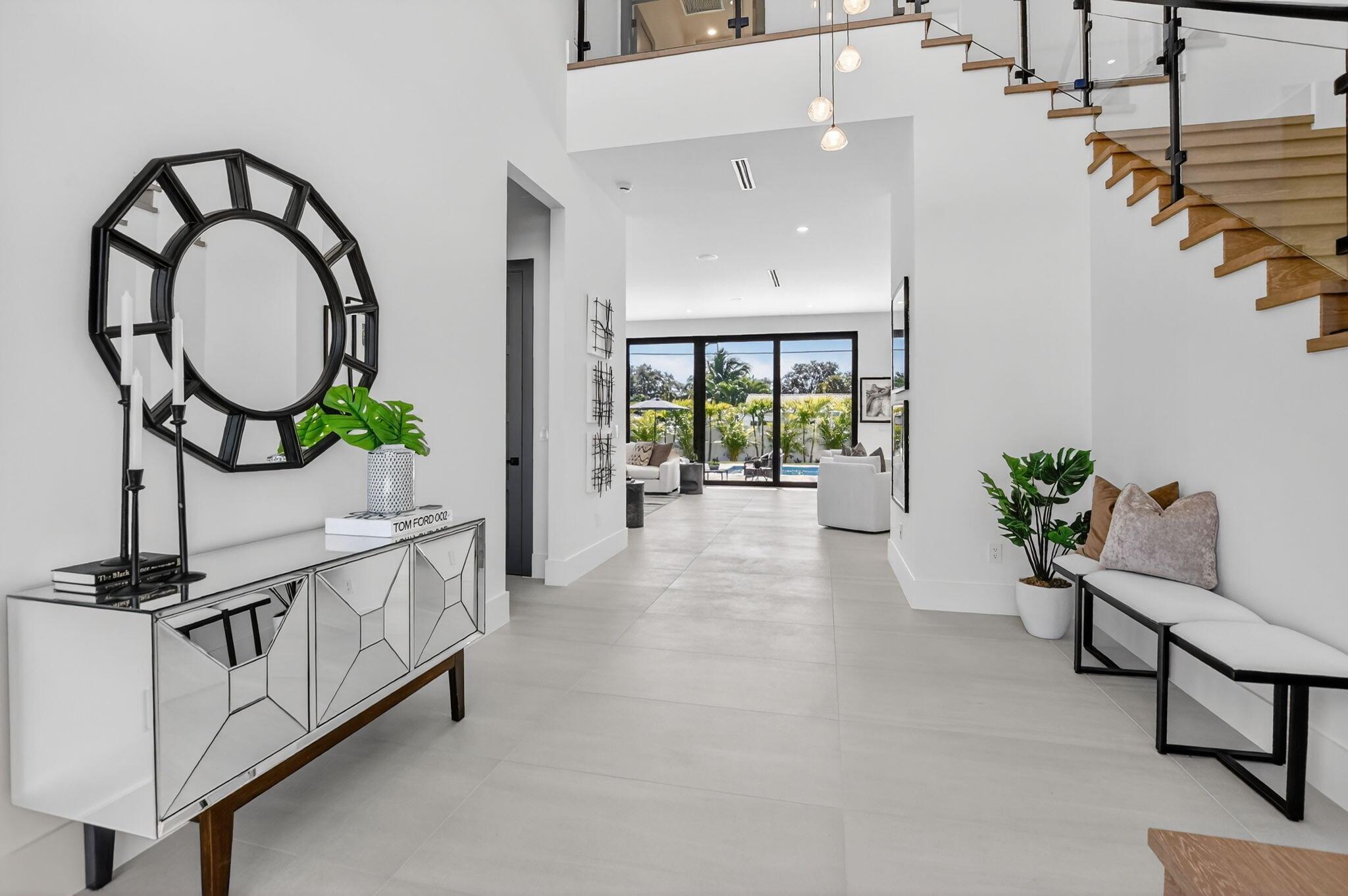 BOCA RATON SQUARE - Residential