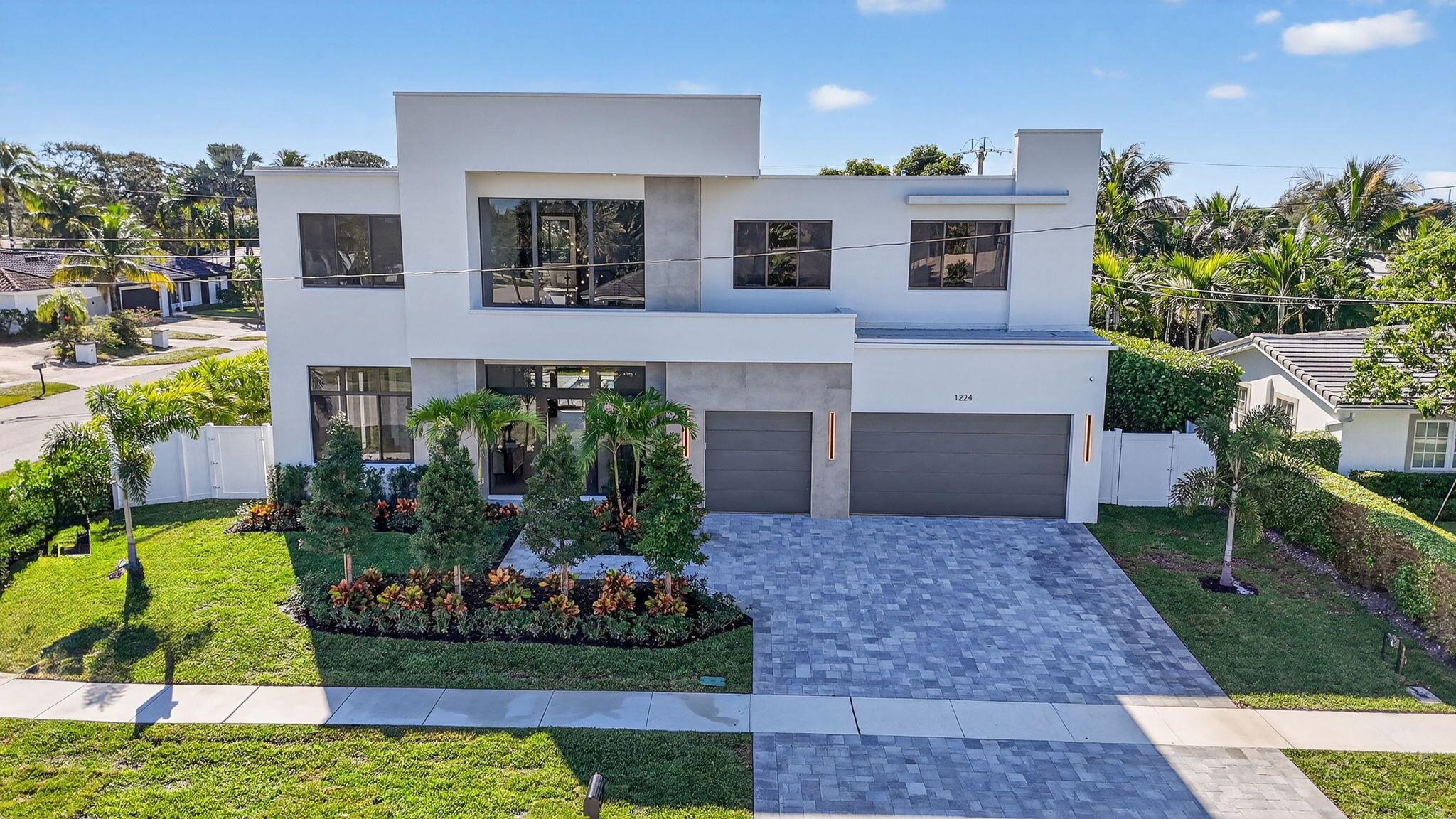 BOCA RATON SQUARE - Residential