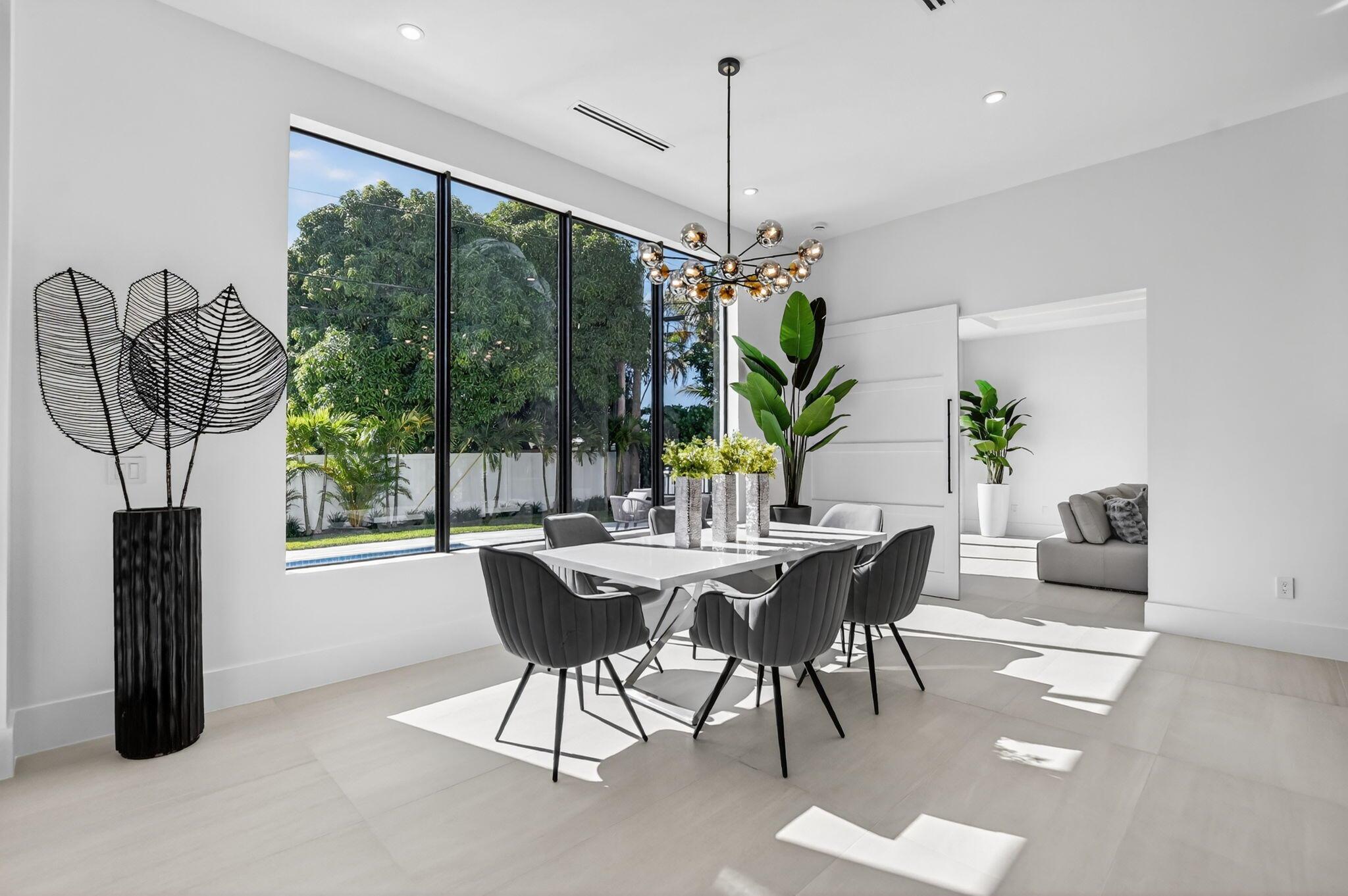 BOCA RATON SQUARE - Residential