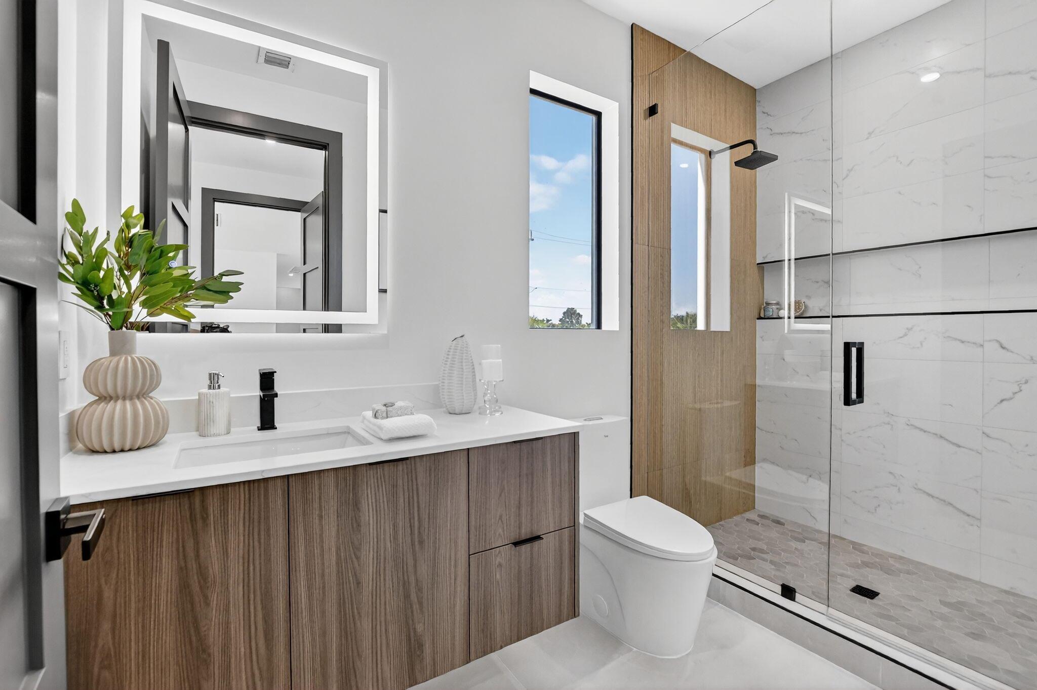 BOCA RATON SQUARE - Residential