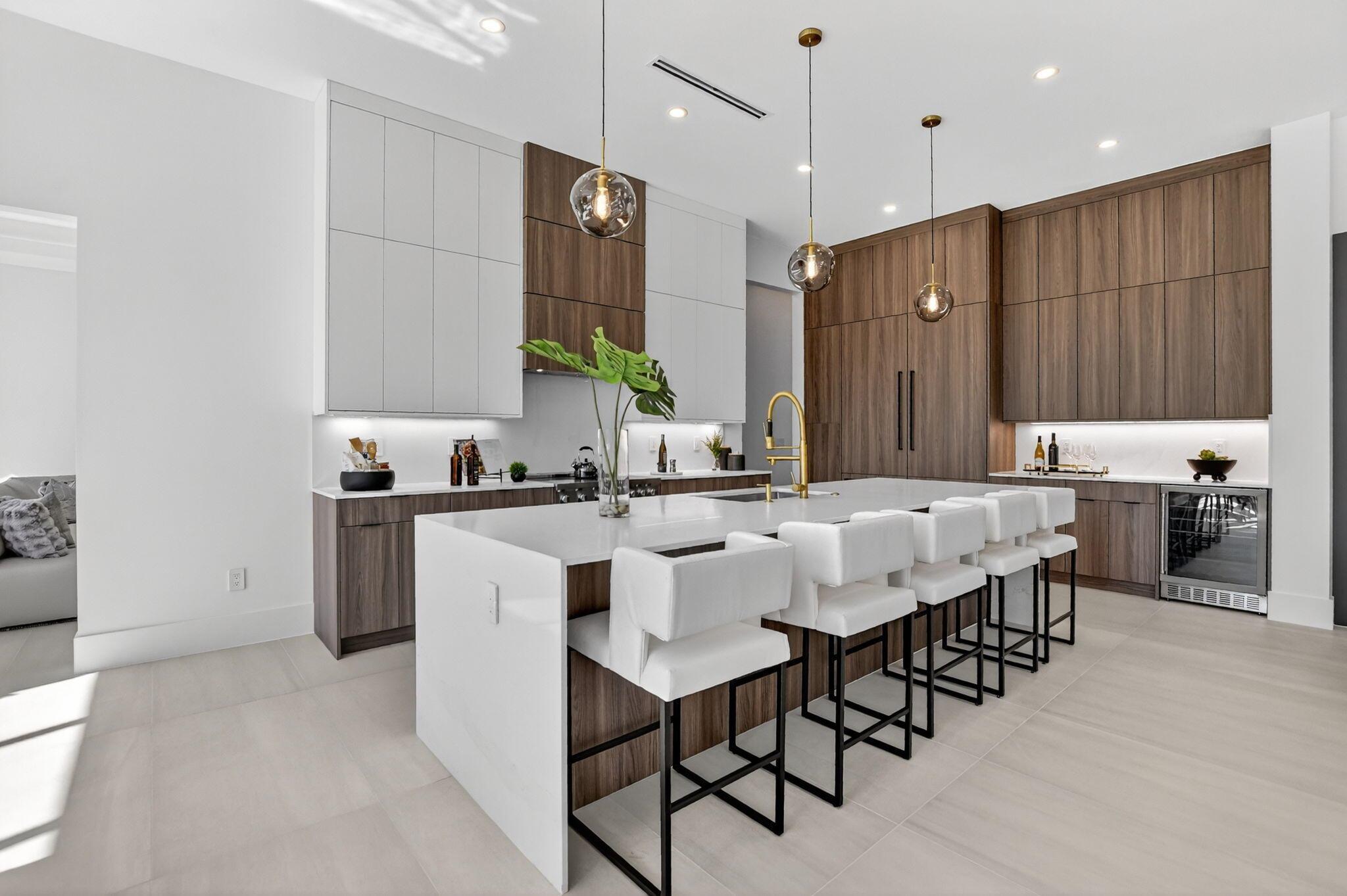 BOCA RATON SQUARE - Residential