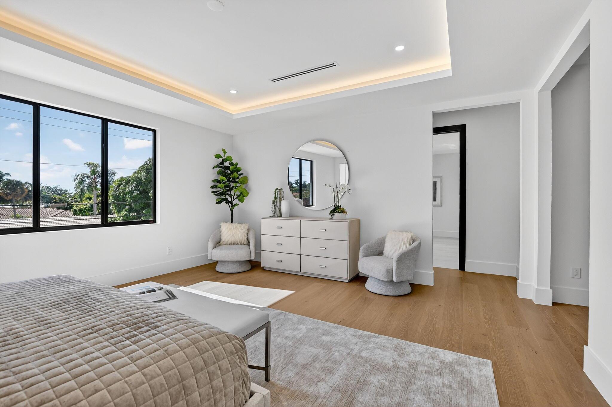 BOCA RATON SQUARE - Residential