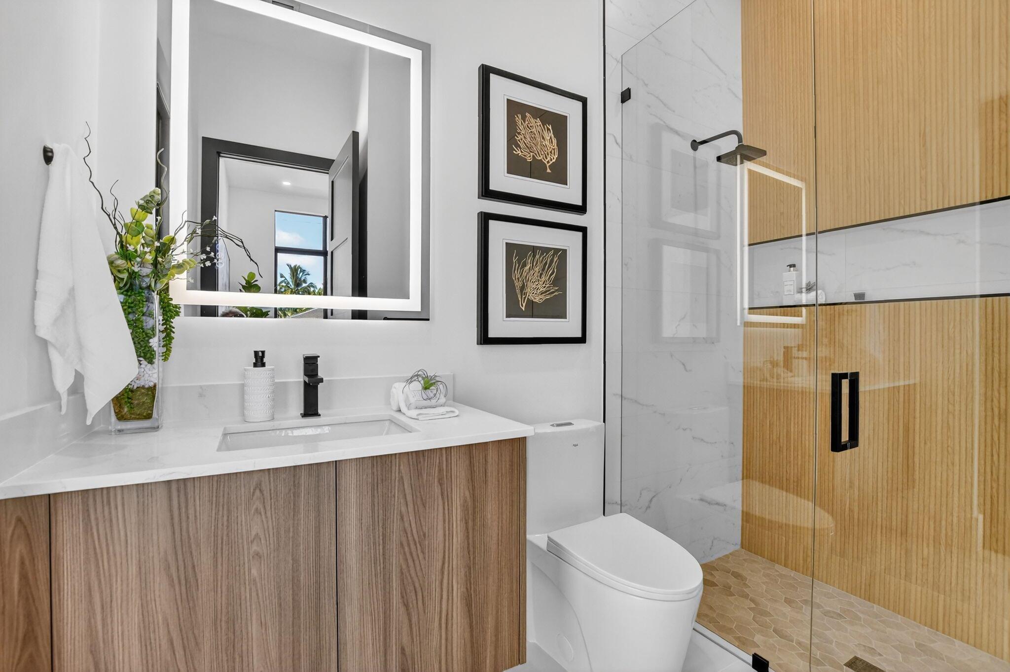 BOCA RATON SQUARE - Residential