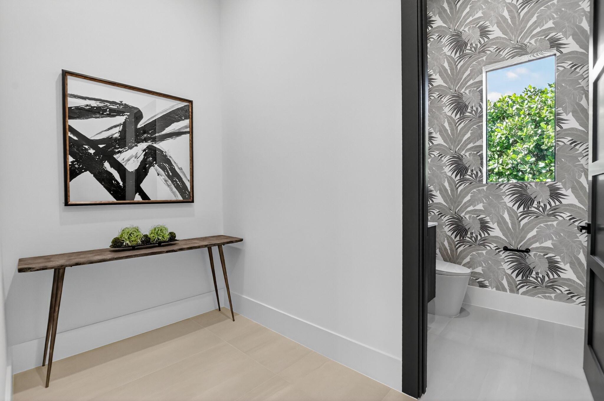 BOCA RATON SQUARE - Residential