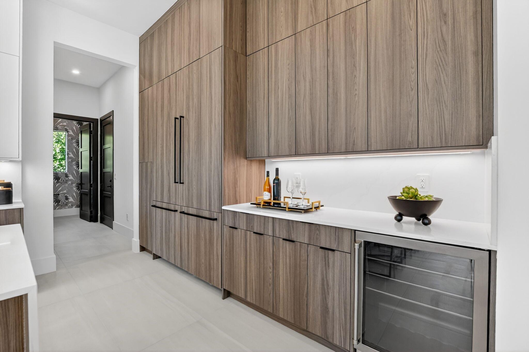 BOCA RATON SQUARE - Residential