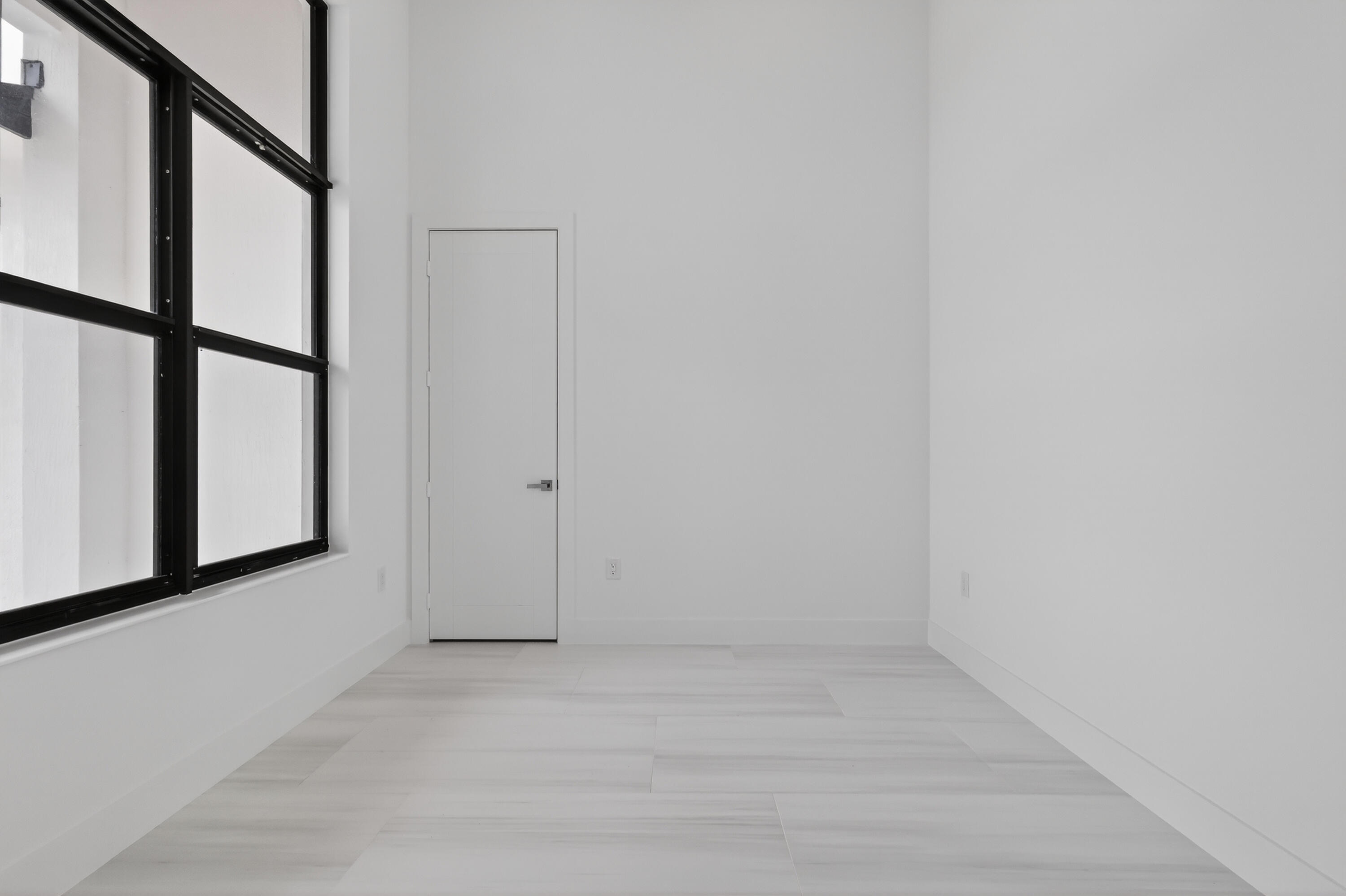 WHITE FENCES EQUESTRIAN ESTATES 1 - Residential