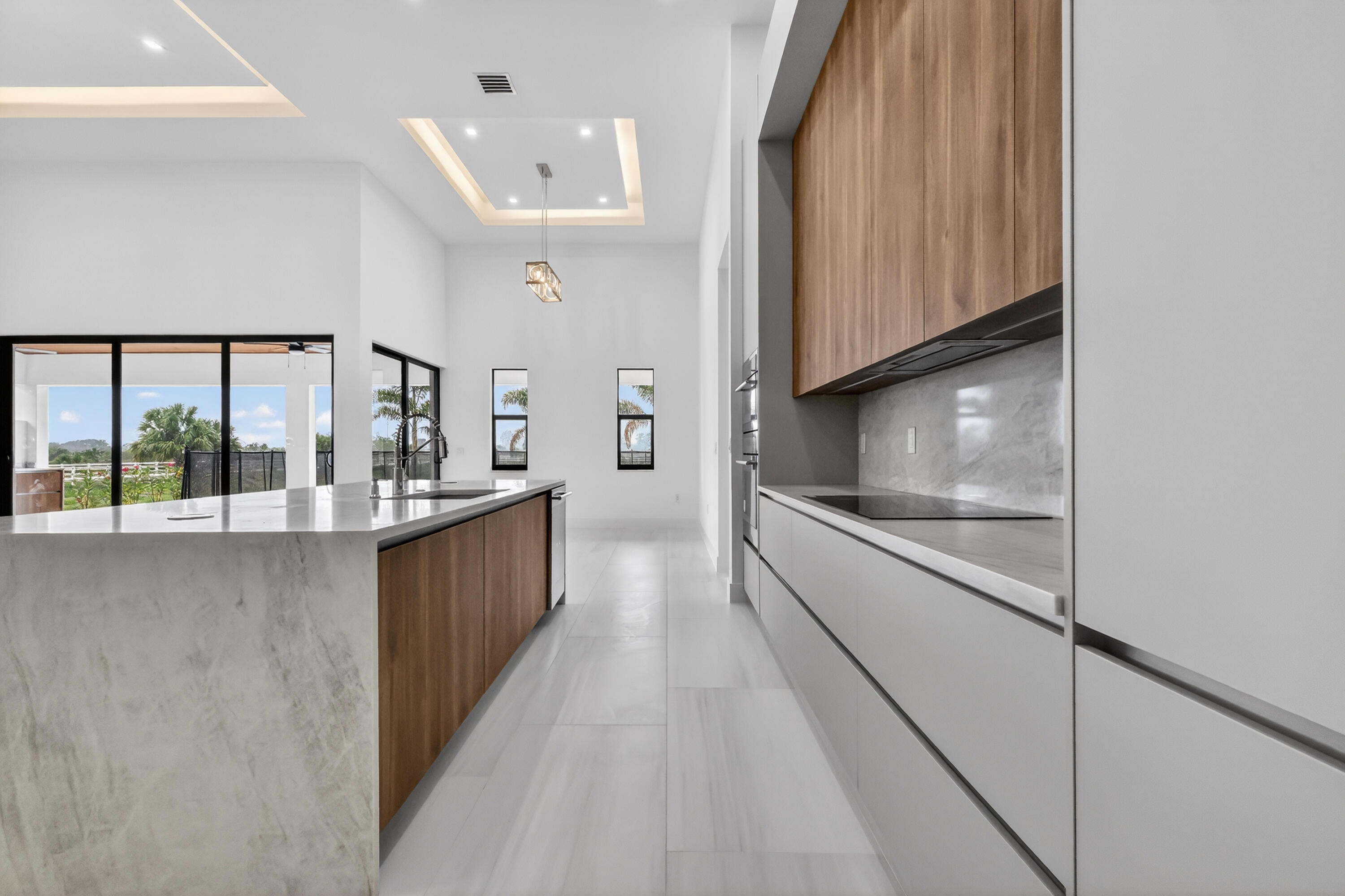 WHITE FENCES EQUESTRIAN ESTATES 1 - Residential