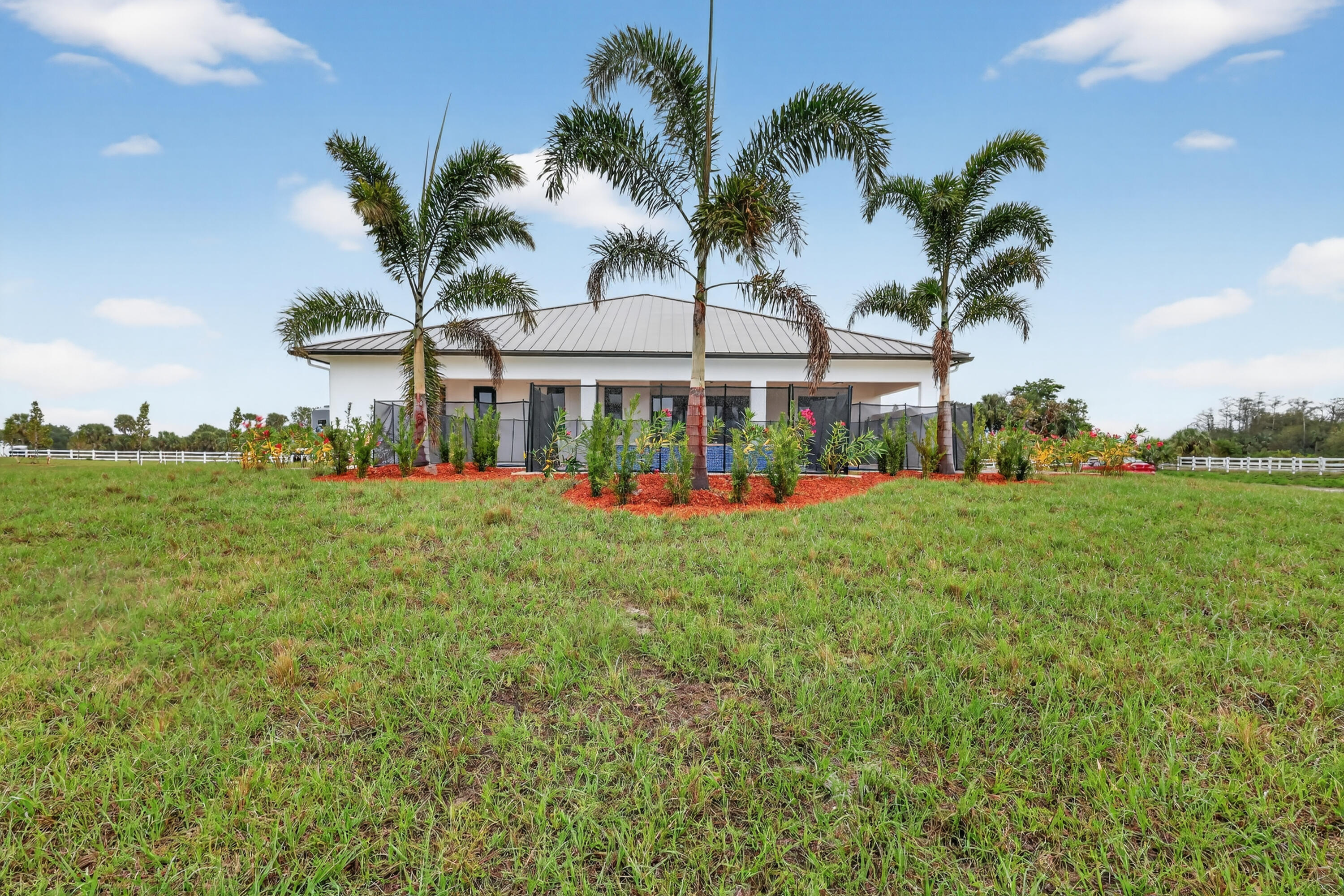 WHITE FENCES EQUESTRIAN ESTATES 1 - Residential