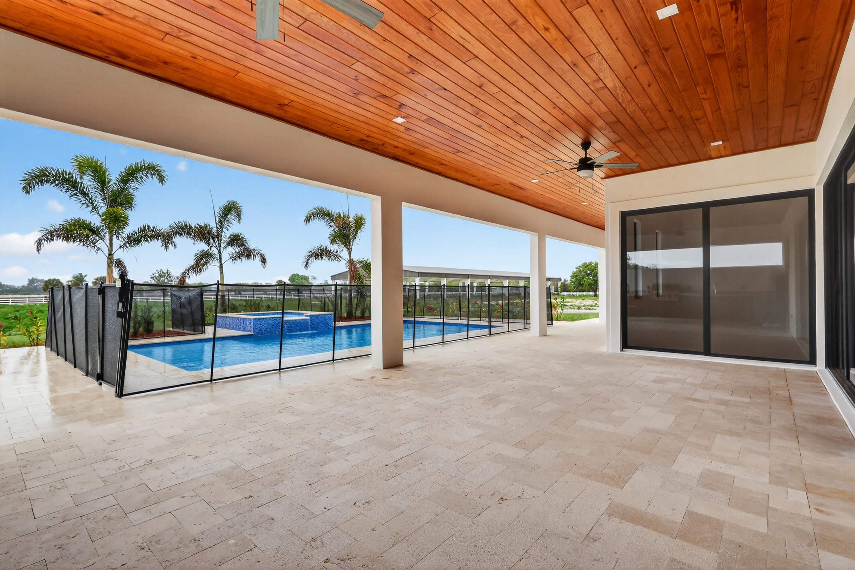 WHITE FENCES EQUESTRIAN ESTATES 1 - Residential