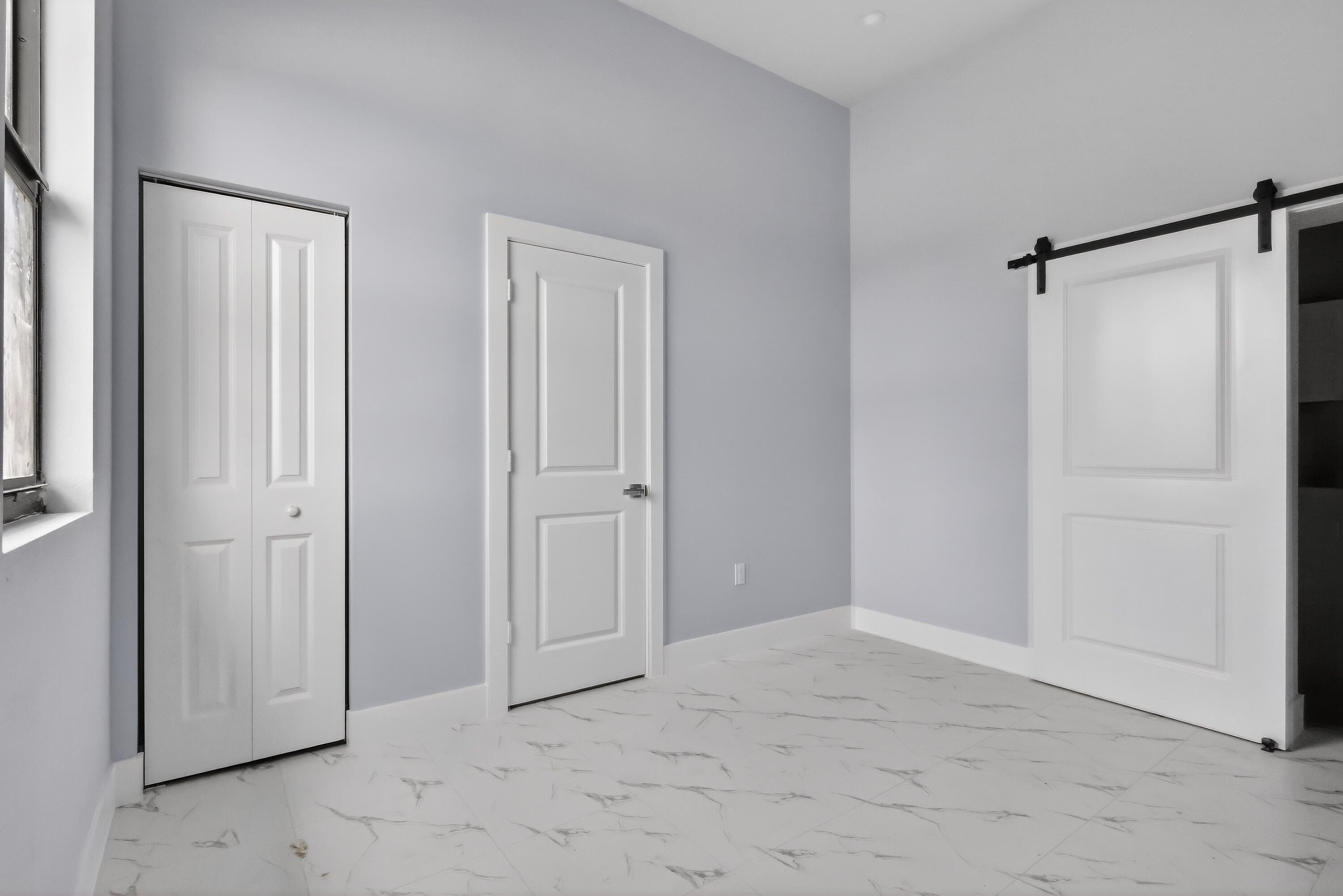 WHITE FENCES EQUESTRIAN ESTATES 1 - Residential