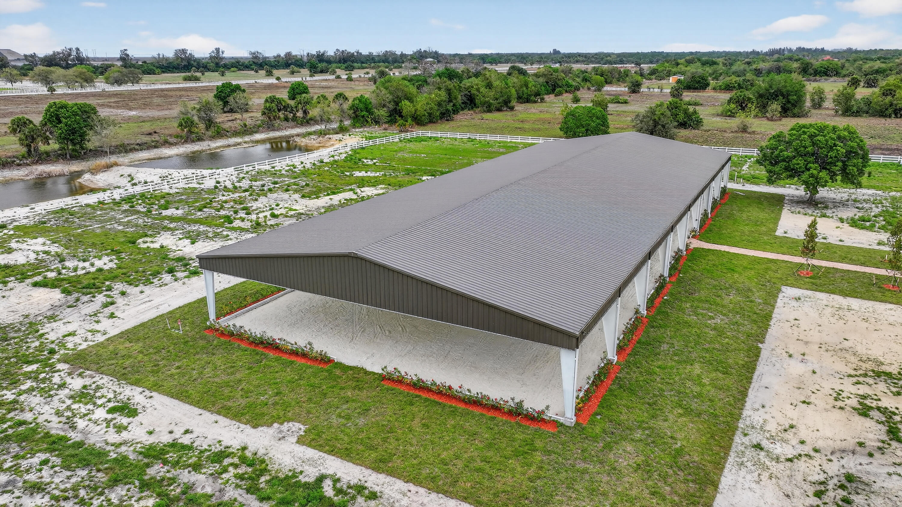 WHITE FENCES EQUESTRIAN ESTATES 1 - Residential