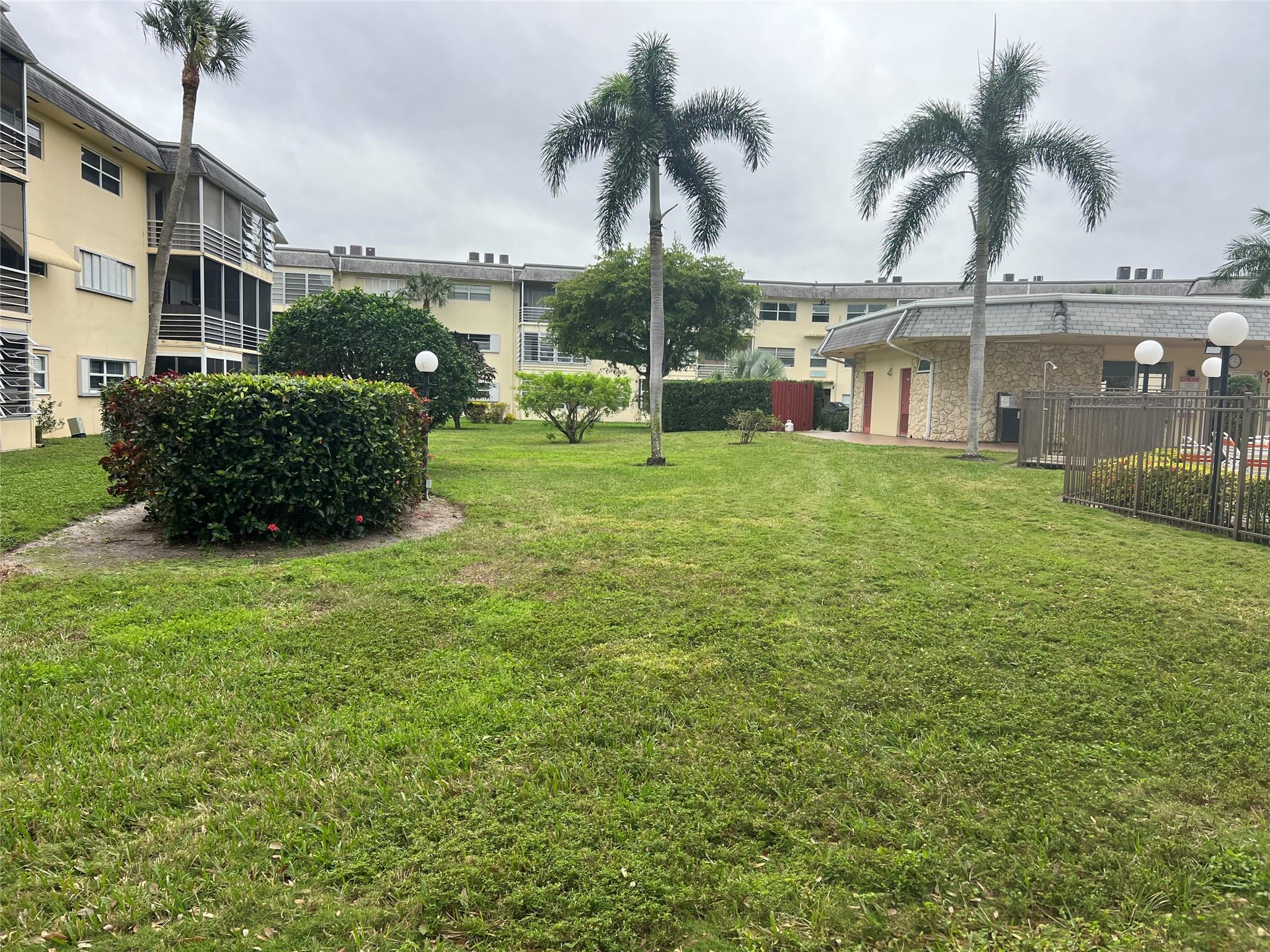 Lauderhill East - Residential