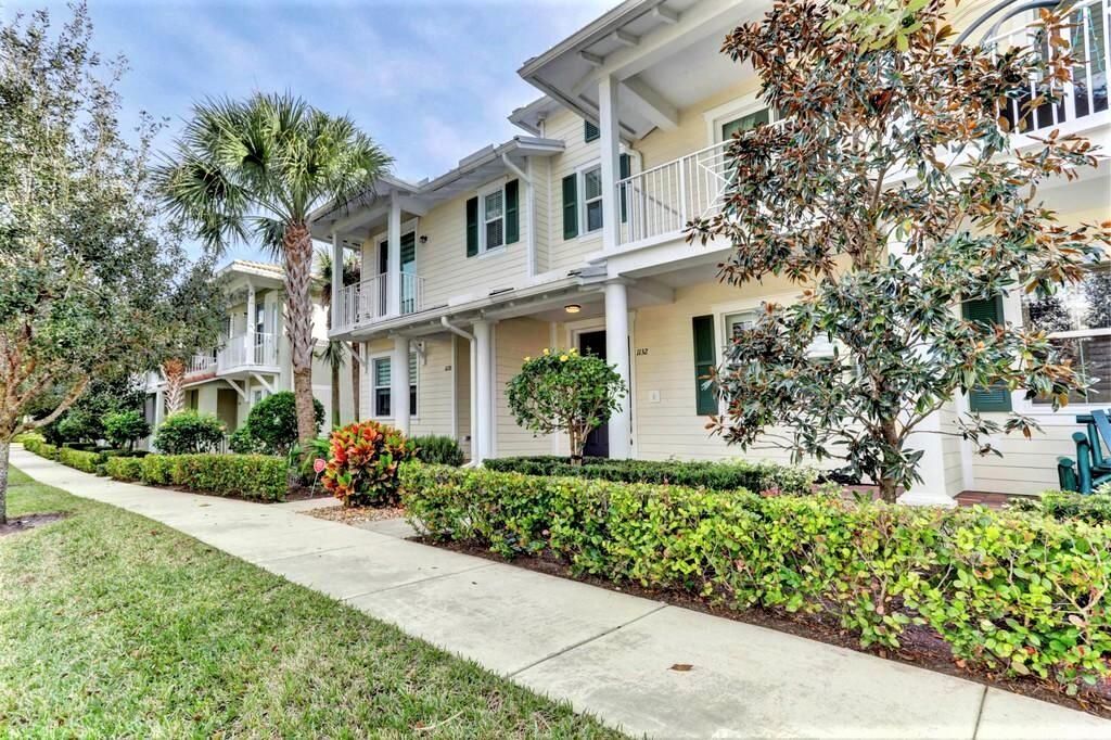 Photo of 1132 S Community Drive Dr, Jupiter, FL 33458 (MLS # R10796938)