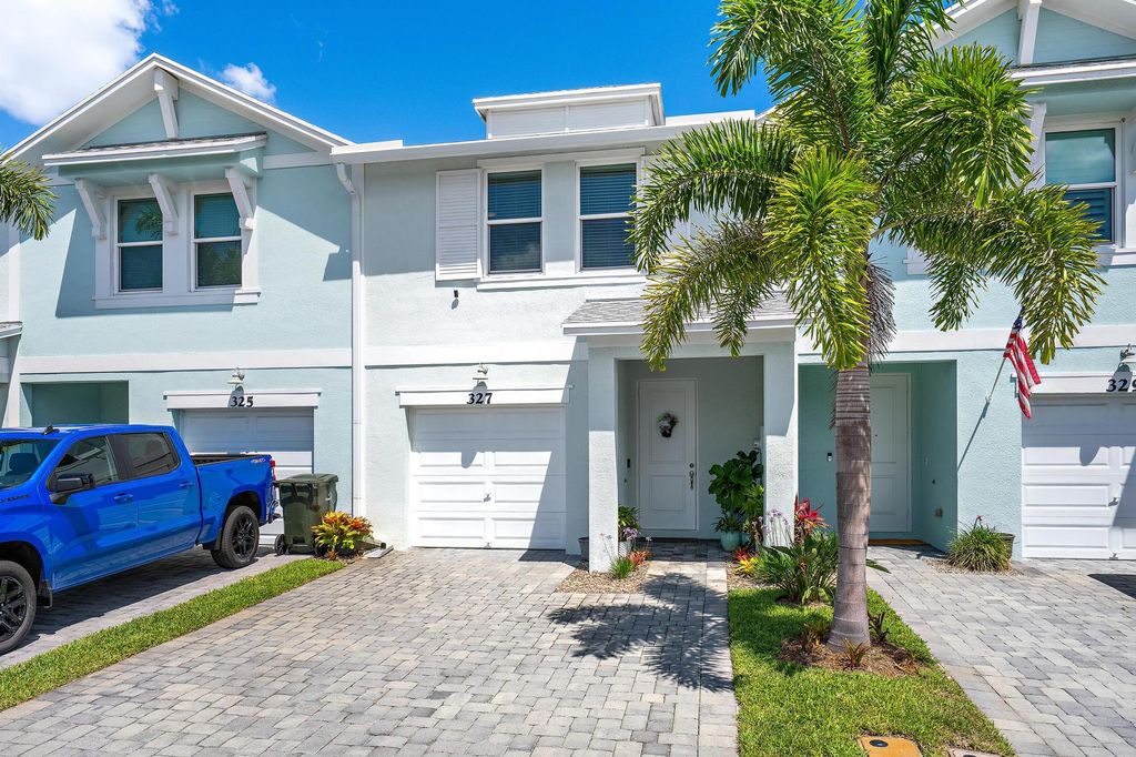 Photo of 327 SE Halifax Lane, Stuart, FL 34994 (MLS # B26019812)