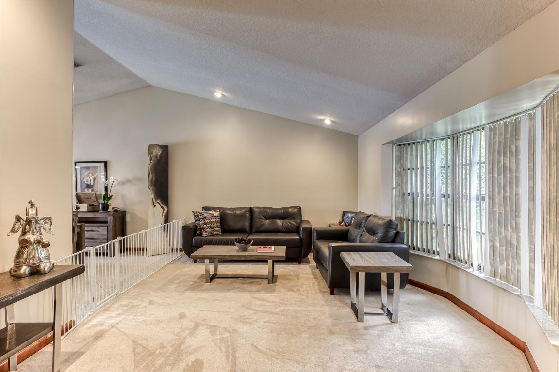 JACARANDA LAKES SECTION 1 - Residential