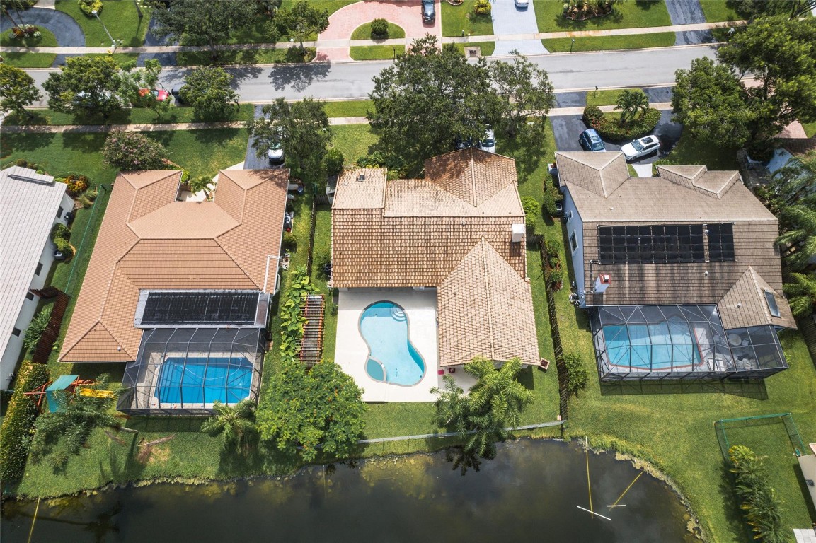 JACARANDA LAKES SECTION 1 - Residential